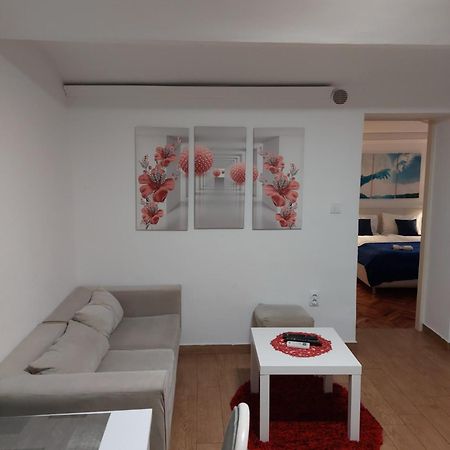 Inter Apartment Belgrade With Free Parking Екстер'єр фото